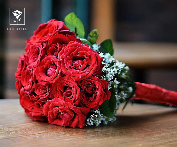 3. رز، عاشقانه ترین گل برای روز مهندس