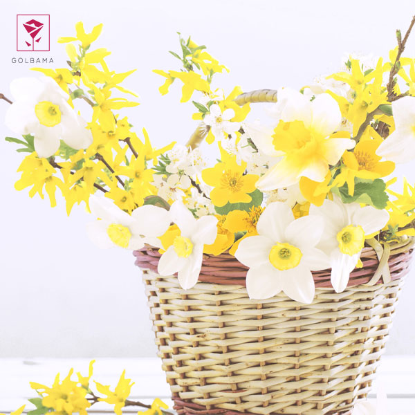 انتخاب گل برای سبد گل رومیزی ترحیم: سبد گل نرگس