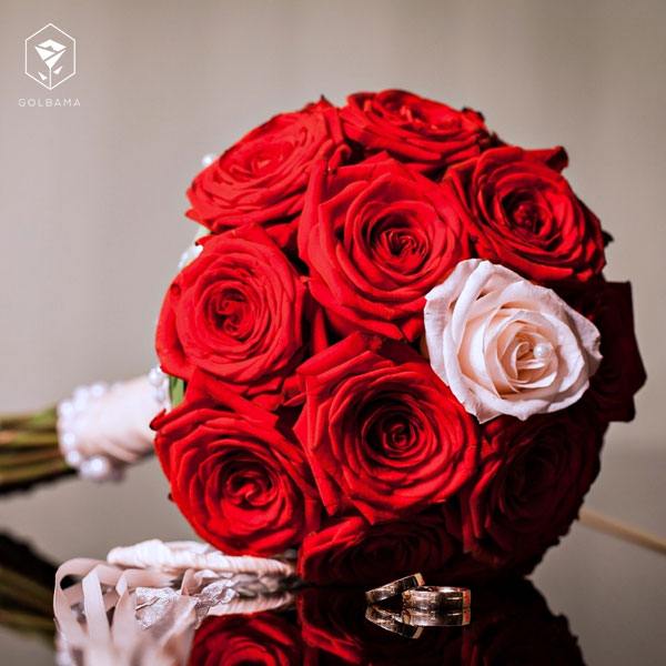 دسته گل عقد گل رز