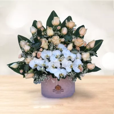 باکس گل استوانه ای ارکیده رز عروس سفید