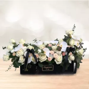 باکس گل مستطیلی رز ارکیده سفید