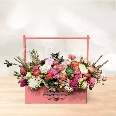 باکس گل چوبی آنمان میخک سفید صورتی