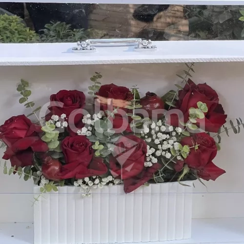 باکس گل چوبی طرح کیف رز قرمز