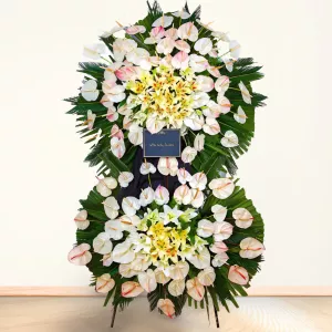 تاج گل تسلیت دو طبقه آنتوریوم و اورینتال و لیلیوم