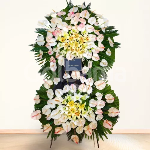 تاج گل تسلیت دو طبقه آنتوریوم و اورینتال و لیلیوم