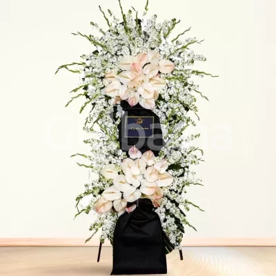 تاج گل تسلیت دو طبقه گلایل شب بو و آنتوریوم