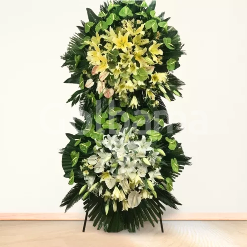 تاج گل دو طبقه پایه فلزی آنتریوم سبز لیلیوم