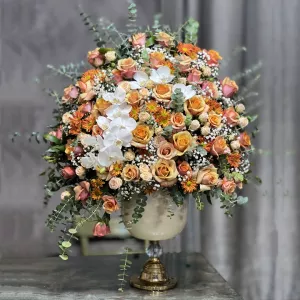 جام گل تبریک رز و ارکیده تم گلبهی