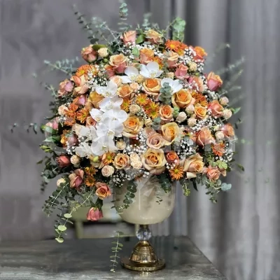 جام گل تبریک رز و ارکیده تم گلبهی