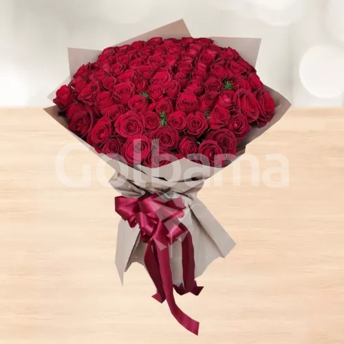 دسته گل 100 شاخه رز با کاغذ