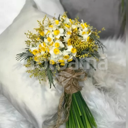 دسته گل متوسط نرگس