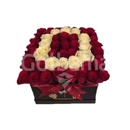 باکس گل رز دو رنگ حرف O