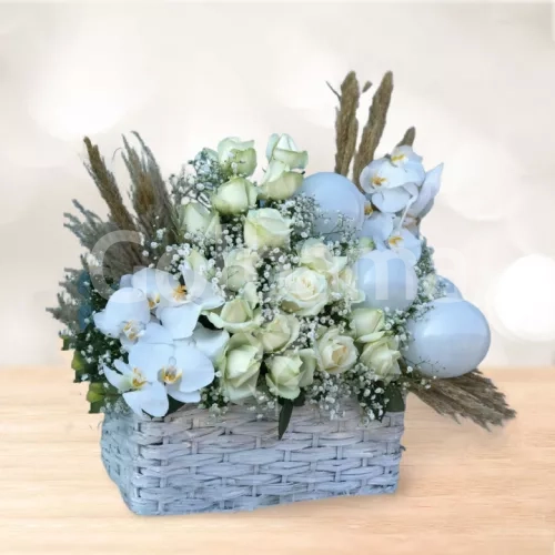 سبد گل بادکنکی رز ارکیده سفید