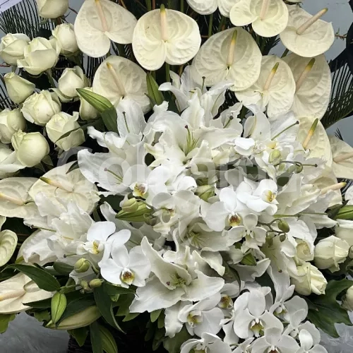 سبد گل بزرگ مناسبتی