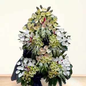 تاج تسلیت 6 تکه آنتوریوم لیلیوم مریم و لیسیانتوس