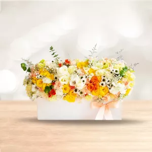 باکس گل ترکیبی رز لیسینتوس روشن