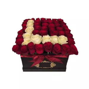 باکس گل رز دو رنگ حرف L