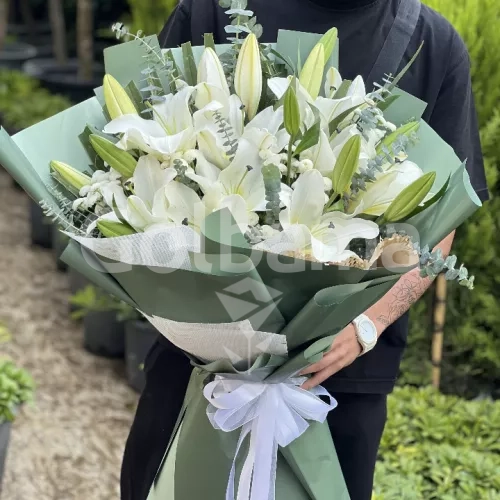 دسته گل اوریانتال کاغذ سبز