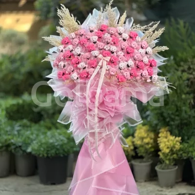 دسته گل عروسکی صورتی ایستاده بزرگ